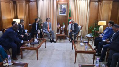 وزير المناجم مراد حنيفي