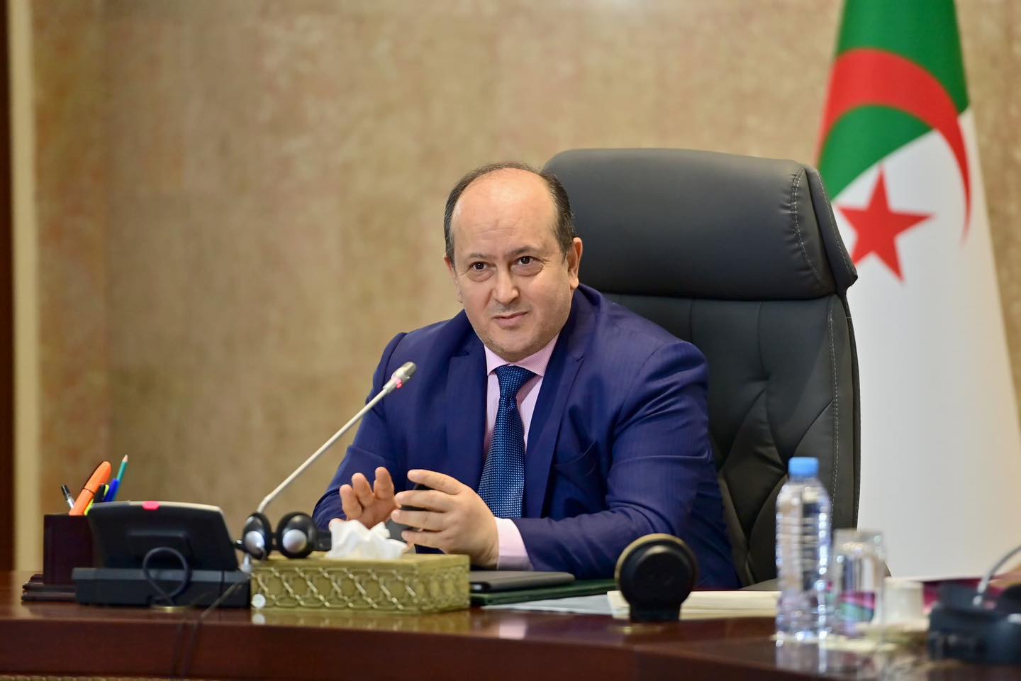 الوزير الأول سيفي غريب اجتماع الحكومة